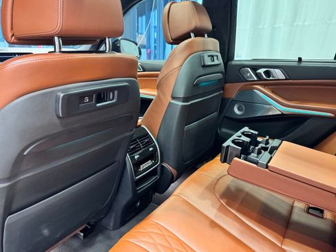 Used 2023 BMW X5 M50i w/ Executive Package image 21