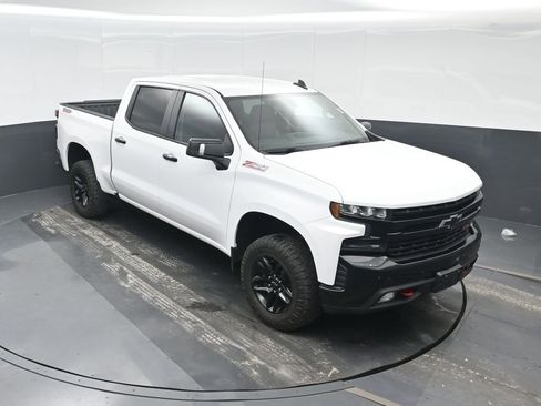 Used 2021 Chevrolet Silverado 1500 LT Trail Boss w/ Convenience Package II AWD/4WD image 30