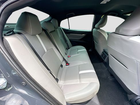 Used 2025 Toyota Camry SE w/ Convenience Package FWD image 26
