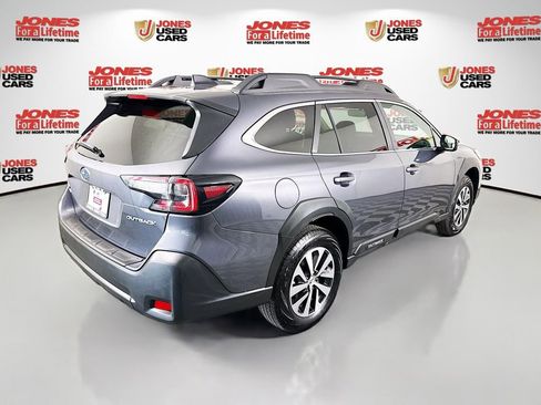 Certified 2025 Subaru Outback Premium w/ Popular Package #1 AWD/4WD image 16