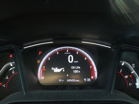 Used 2020 Honda Civic Sport image 11
