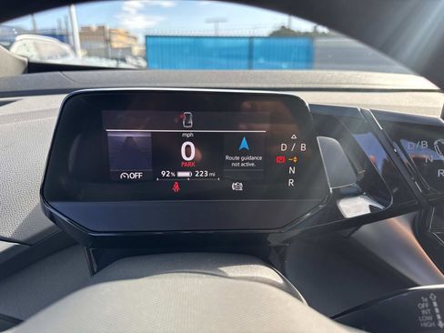 Certified 2021 Volkswagen ID.4 Pro S image 18