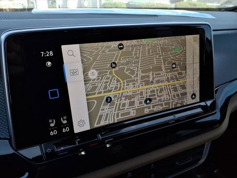 New 2026 Volkswagen Atlas Cross Sport SEL R-Line image 19