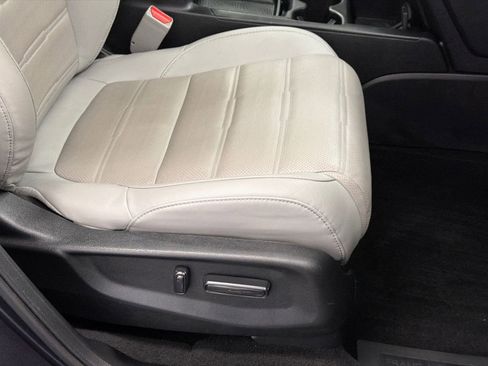Used 2019 Honda CR-V EX-L image 11