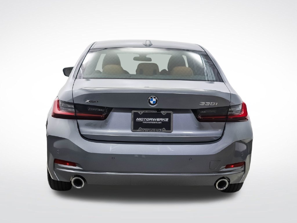 Used 2026 BMW 330i xDrive Sedan w/ Convenience Package AWD/4WD image 5