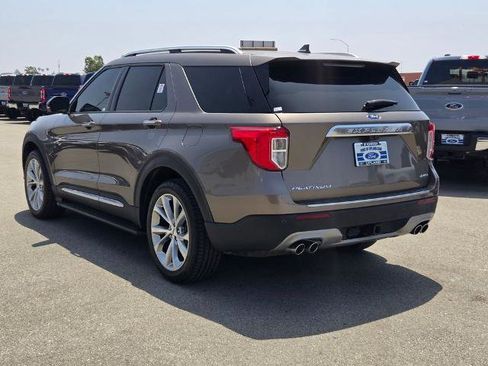 Certified 2021 Ford Explorer Platinum w/ Equipment Group 601A AWD/4WD image 4