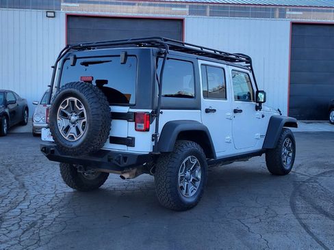 Used 2014 Jeep Wrangler Unlimited Rubicon w/ Max Tow Package image 9