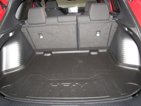 Certified 2026 Honda HR-V Sport image 15