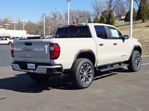 New 2026 GMC Canyon Denali image 3