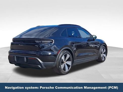 Used 2024 Porsche Macan 4 Electric image 7
