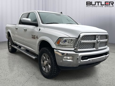 Used 2018 RAM 2500 Laramie image 6