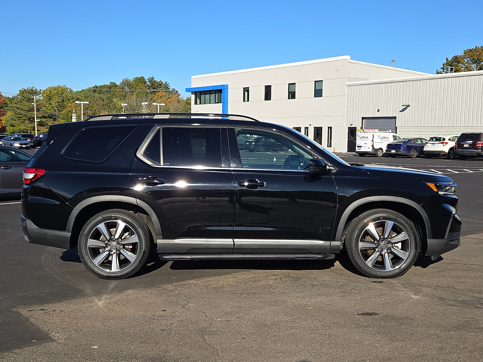 Used 2024 Honda Pilot Elite image 7