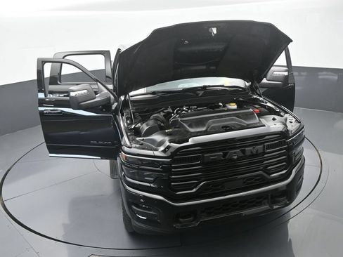 Used 2026 RAM 3500 Laramie AWD/4WD image 72