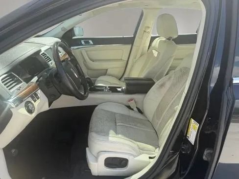 Used 2012 Lincoln MKS AWD image 6