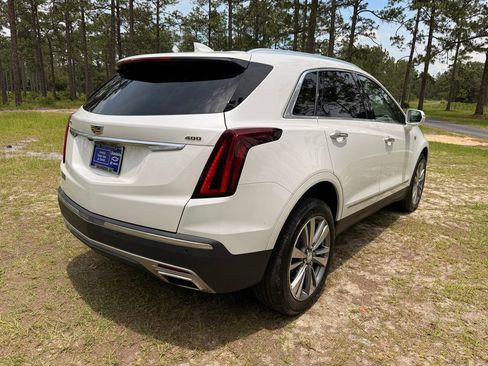 Used 2020 Cadillac XT5 Premium Luxury FWD image 5