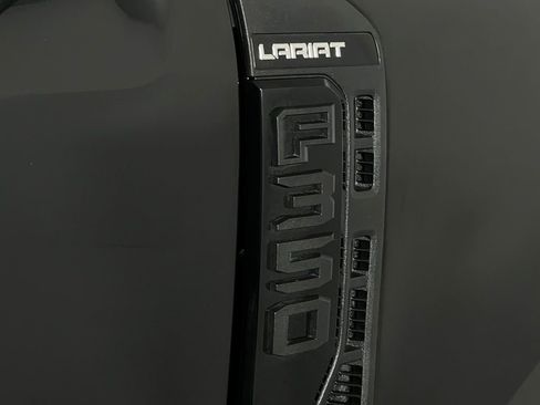 Used 2025 Ford F350 Lariat w/ Black Appearance Package image 30