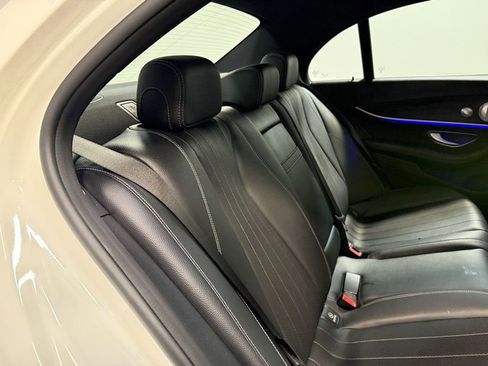 Used 2017 Mercedes-Benz E 300 4MATIC image 67