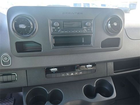 New 2025 Mercedes-Benz Sprinter 2500 image 24