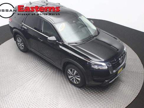 Used 2024 Nissan Pathfinder SL AWD/4WD image 68