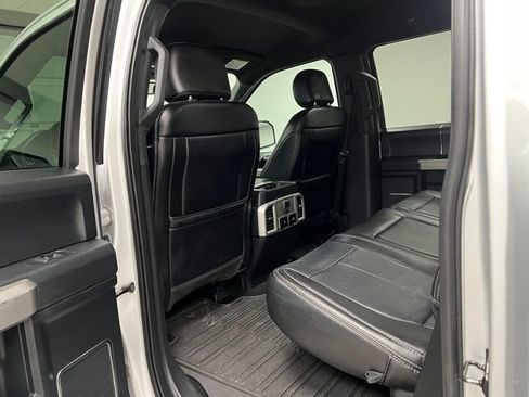 Used 2019 Ford F150 Lariat w/ Equipment Group 502A Luxury image 45