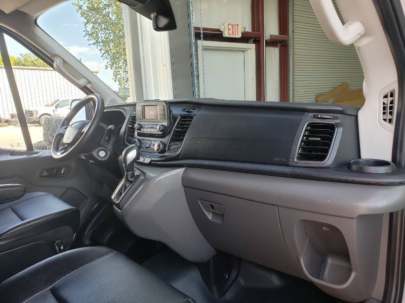Used 2023 Ford Transit 350 DRW RWD image 12