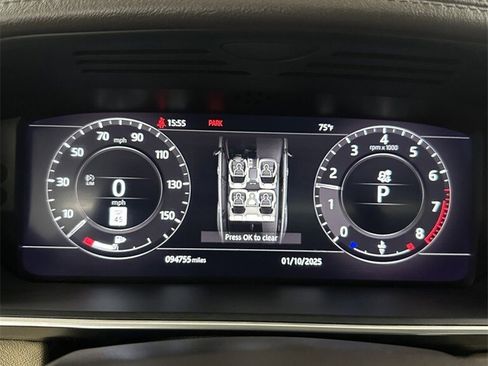 Used 2018 Land Rover Range Rover Sport HSE image 19