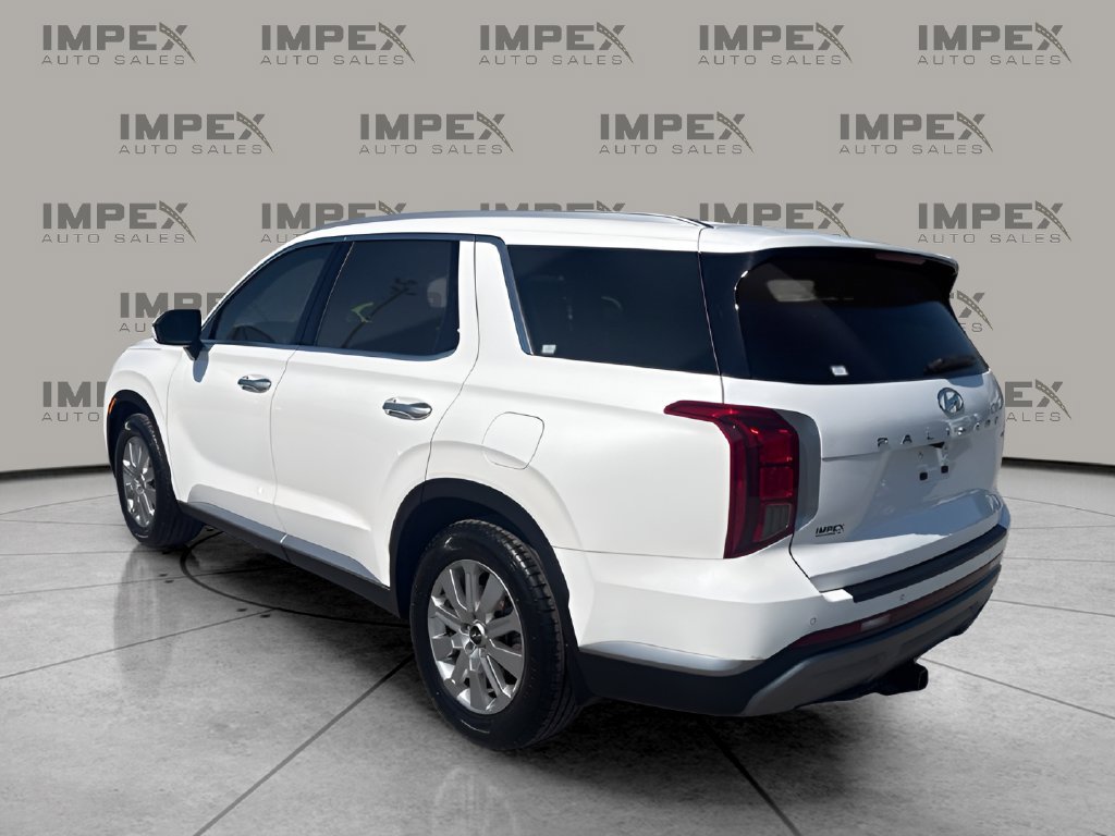 Used 2023 Hyundai Palisade SEL AWD/4WD image 3
