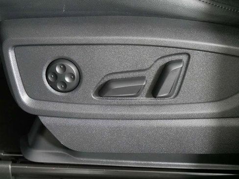 Used 2023 Audi Q5 2.0T Premium Plus w/ Premium Plus Package image 18