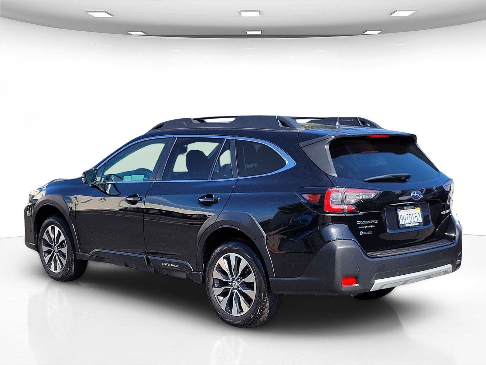 Certified 2023 Subaru Outback Limited AWD/4WD image 8