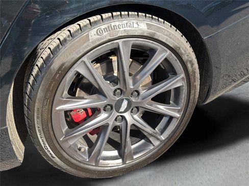 Used 2020 Cadillac CT4 V w/ Technology Package image 41