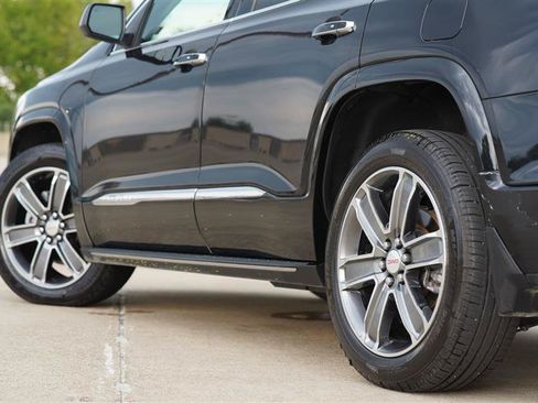 Used 2017 GMC Acadia Denali AWD/4WD image 12