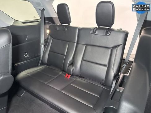 Used 2024 Ford Explorer Limited w/ Equipment Group 301A image 28