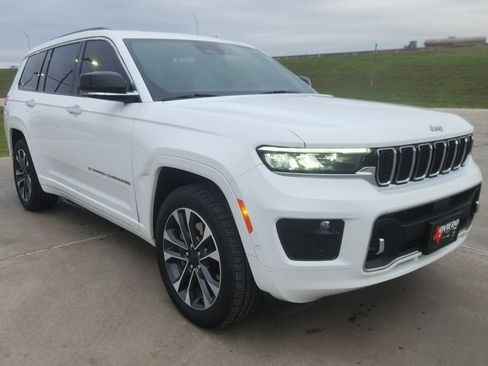 Used 2023 Jeep Grand Cherokee L Overland image 4