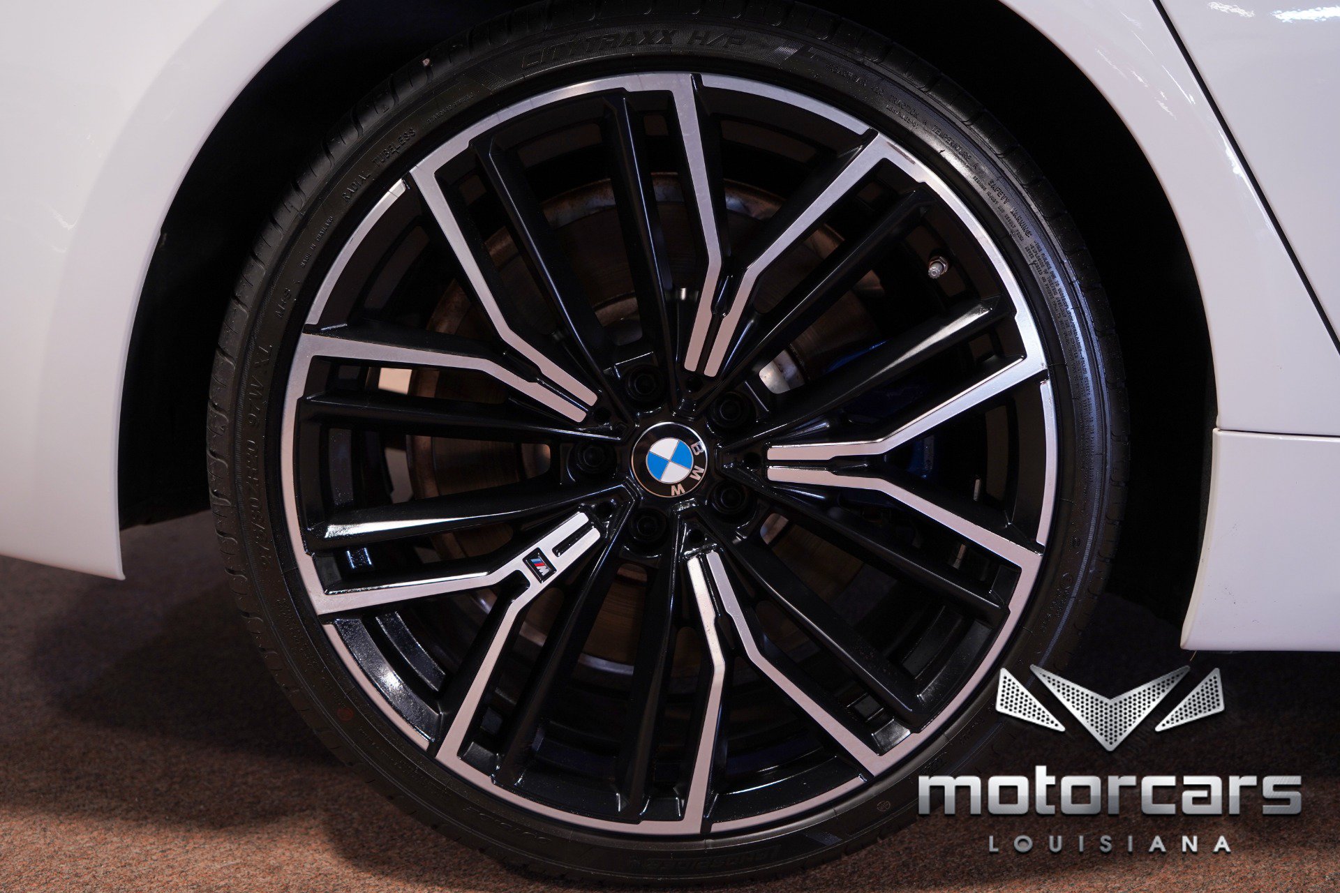 Used 2022 BMW 540i w/ M Sport Package RWD image 22