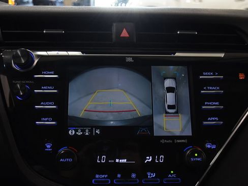 Used 2018 Toyota Camry XLE w/ Audio Package FWD image 20