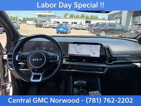 Used 2023 Kia Sportage X-Line w/ X-Line Premium Package AWD/4WD image 16
