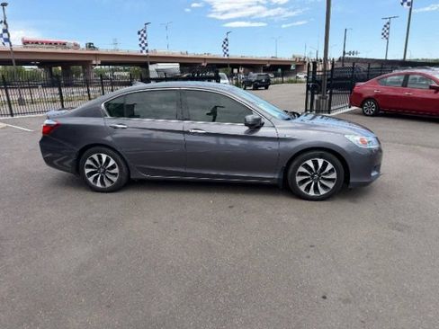 Used 2015 Honda Accord Touring image 19