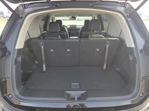 Used 2025 Honda Pilot EX-L image 19