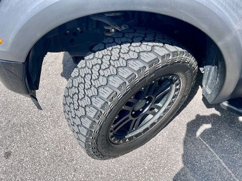 Used 2020 Ford F150 XLT w/ Equipment Group 302A Luxury AWD/4WD image 32