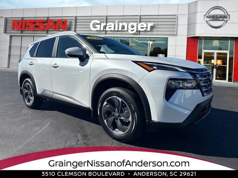 Used 2026 Nissan Rogue SV w/ SV Premium Package image 1