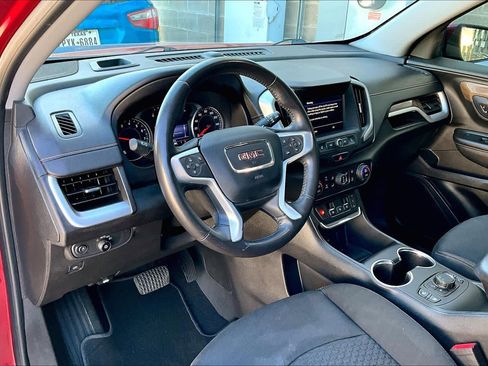 Used 2020 GMC Terrain SLE w/ Driver Convenience Package image 17