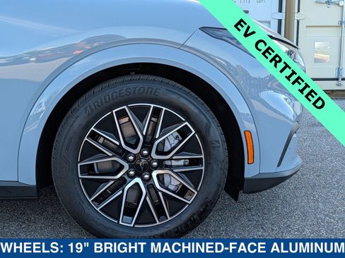 Certified 2025 Ford Mustang Mach-E Premium RWD image 12