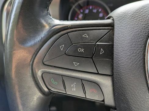 Used 2015 Dodge Charger SE image 14