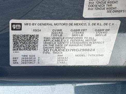 Used 2024 GMC Sierra 1500 SLT w/ SLT Convenience Package AWD/4WD image 34