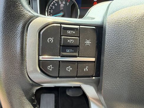 Used 2022 Ford F150 XLT w/ Equipment Group 302A High AWD/4WD image 11