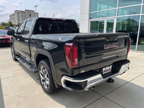 Used 2024 GMC Sierra 1500 SLT w/ SLT Premium Plus Package AWD/4WD image 9