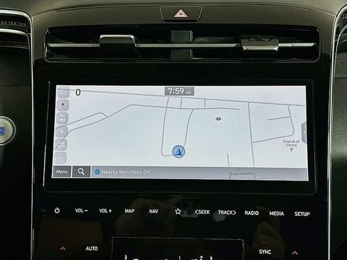 Used 2024 Hyundai Tucson Limited AWD/4WD image 16