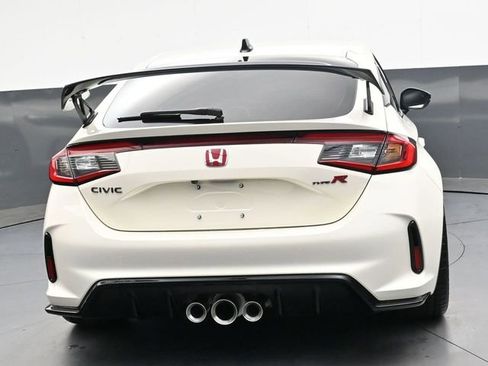 Used 2025 Honda Civic Type R image 4