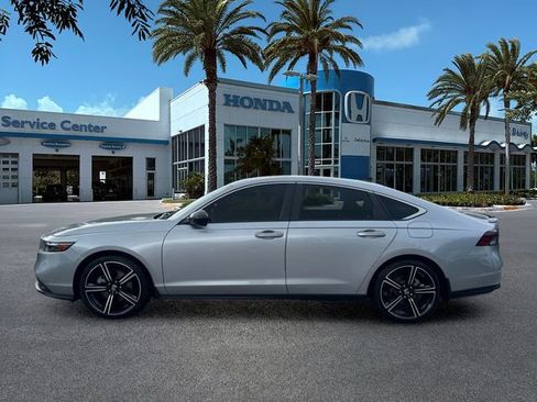 Used 2023 Honda Accord Sport image 5