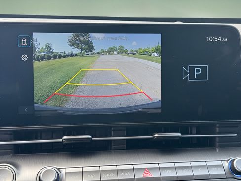 Certified 2024 Hyundai Kona SEL FWD image 25